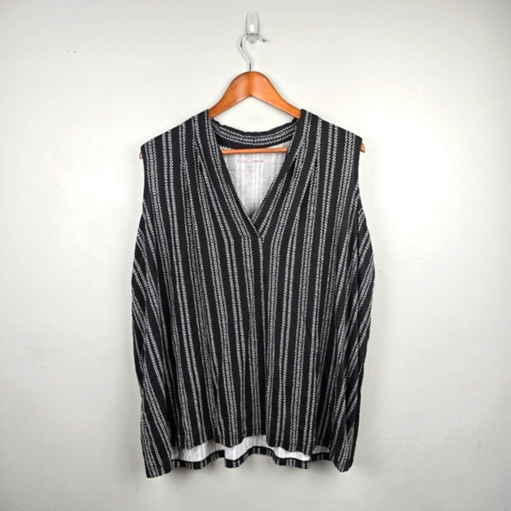 JESSICA LONDON Sleeveless Top Black White Subtle Polka Dot Women Plus Size 22/24